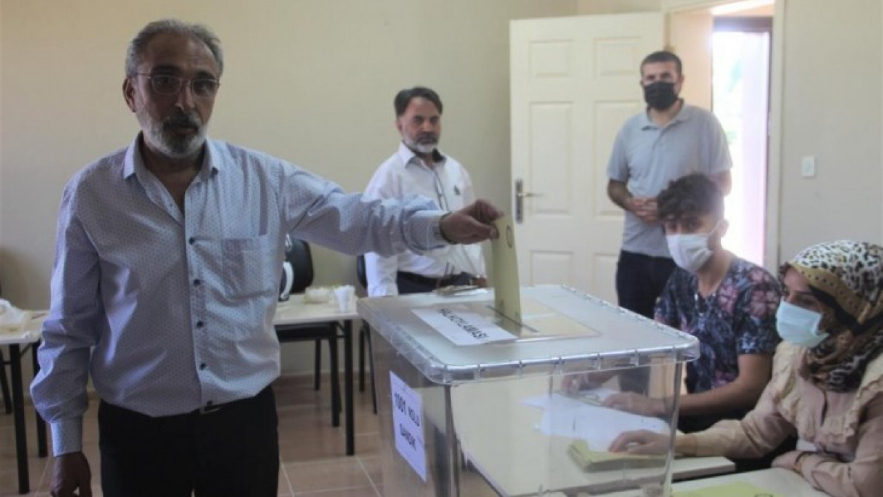 Elazığ'da referanduma gidilen köyden 'evet' çıktı